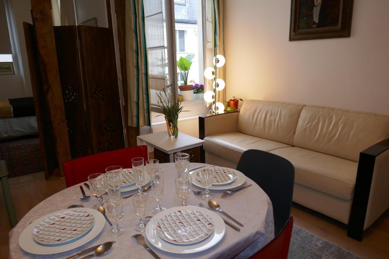 Appartment Near Louvre, Central Paris Exterior foto
